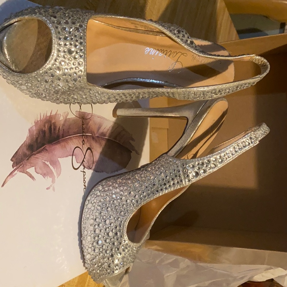 NYE Sliver Sparkle Shoes from NR! Great quality,fun,for special occasion